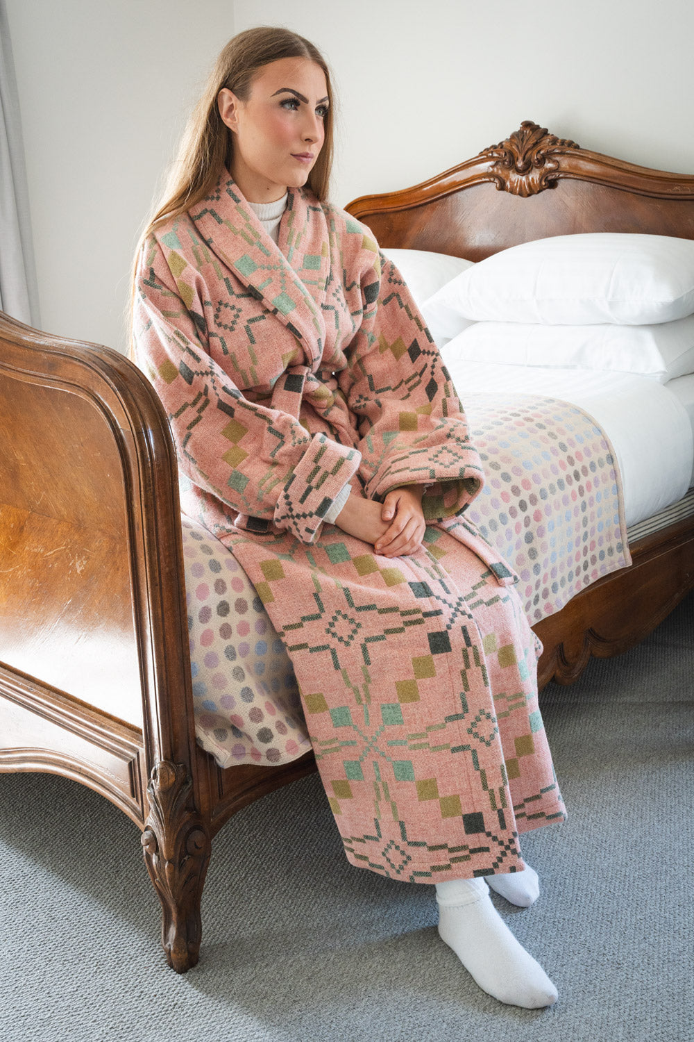 Vintage Star Dressing Gown Collar – Melin Tregwynt
